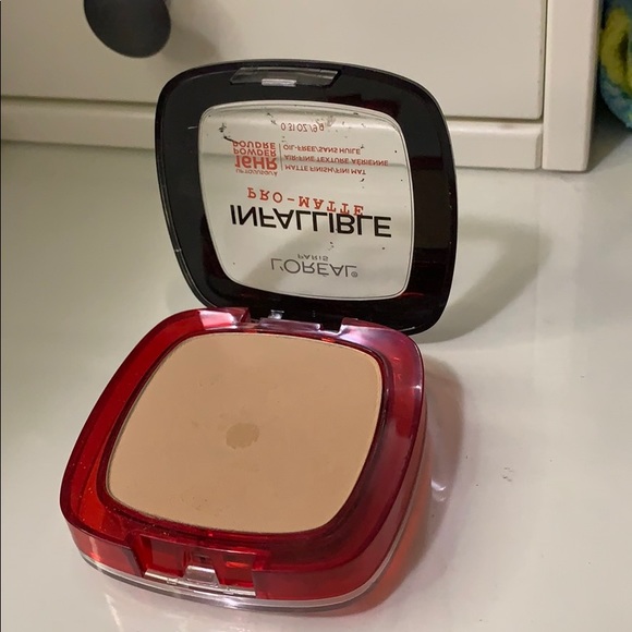 L’Oréal Infalliable pro matte powder - Picture 2 of 3